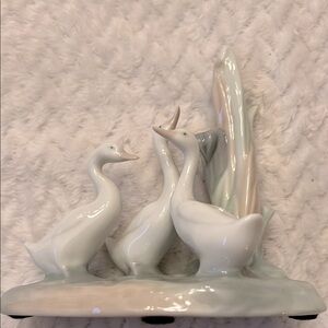 Vintage Lladro Elegant Porcelain Goose Geese Collectible Figurine